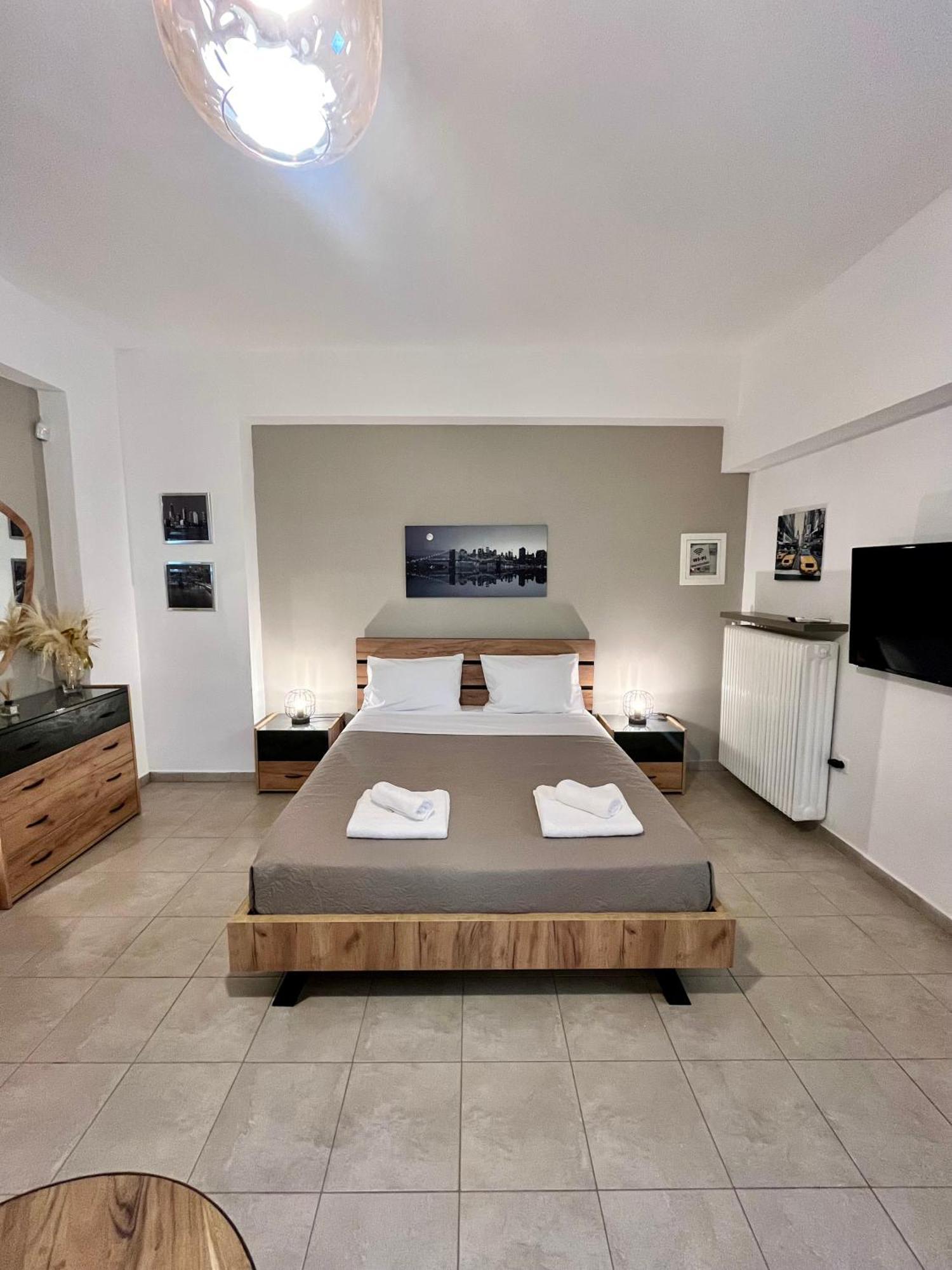 Lia'S Luxury Apartment - Near Airport Коропіон Екстер'єр фото