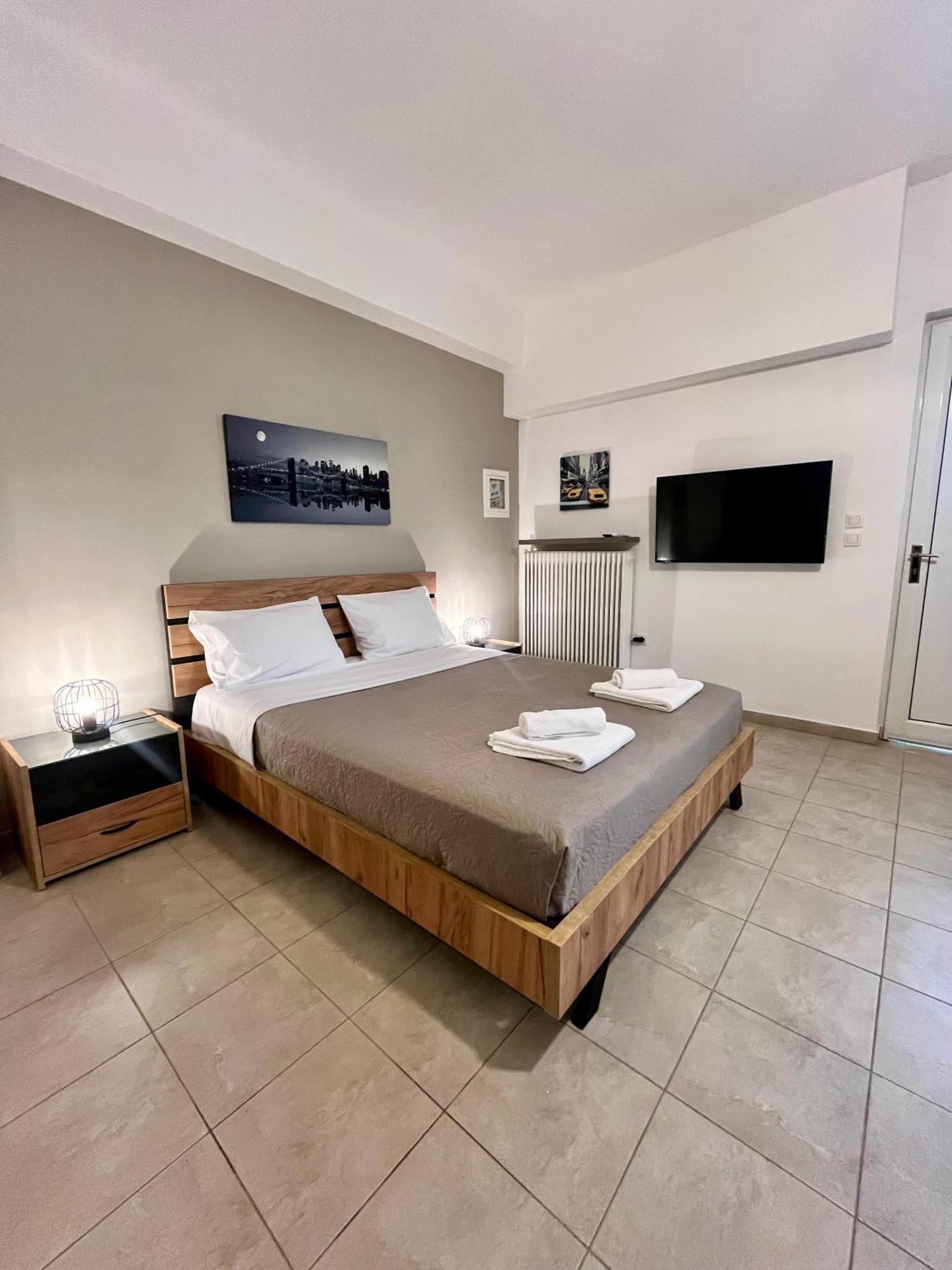 Lia'S Luxury Apartment - Near Airport Коропіон Екстер'єр фото